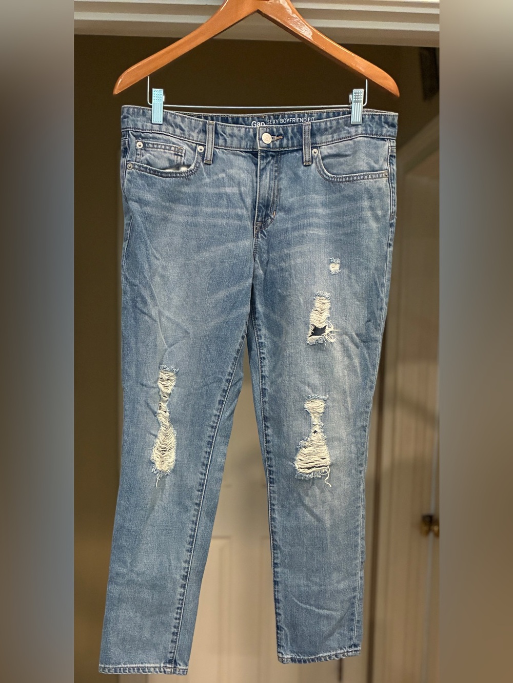 GAP Sexy Boyfriend Cope Light Blue Distressed Boyfriend Jeans